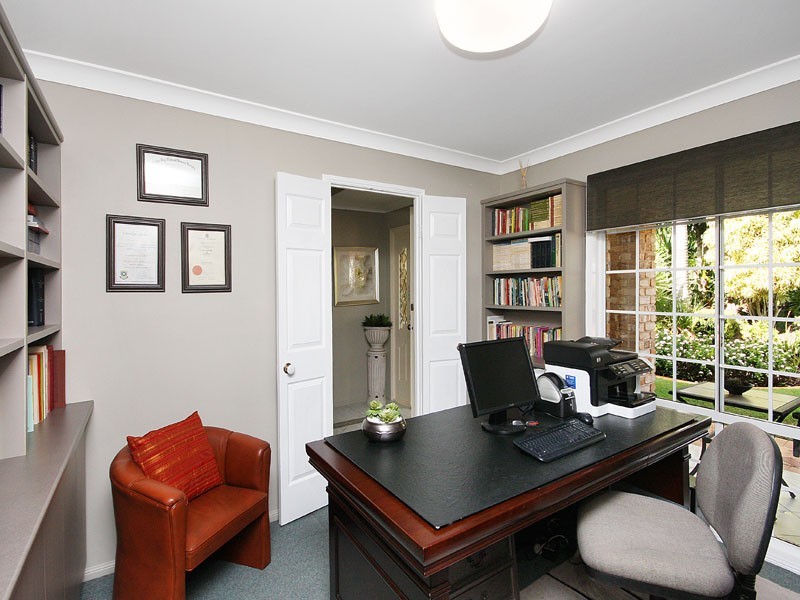 7 Kingston Drive, Flinders View QLD 4305