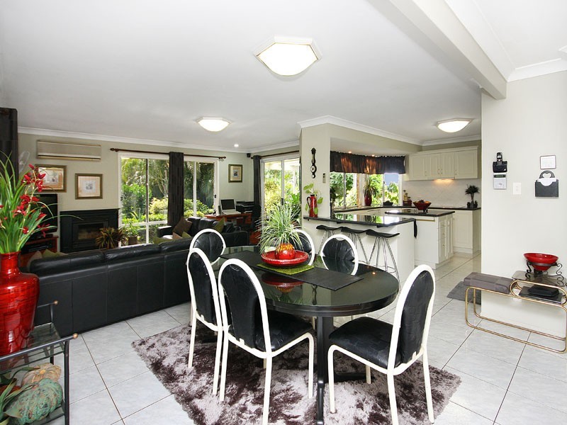 7 Kingston Drive, Flinders View QLD 4305