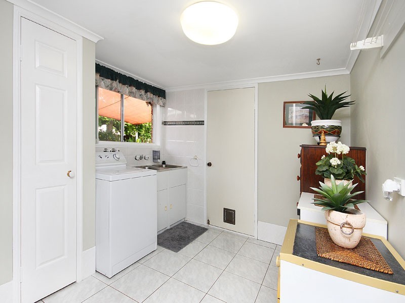 7 Kingston Drive, Flinders View QLD 4305