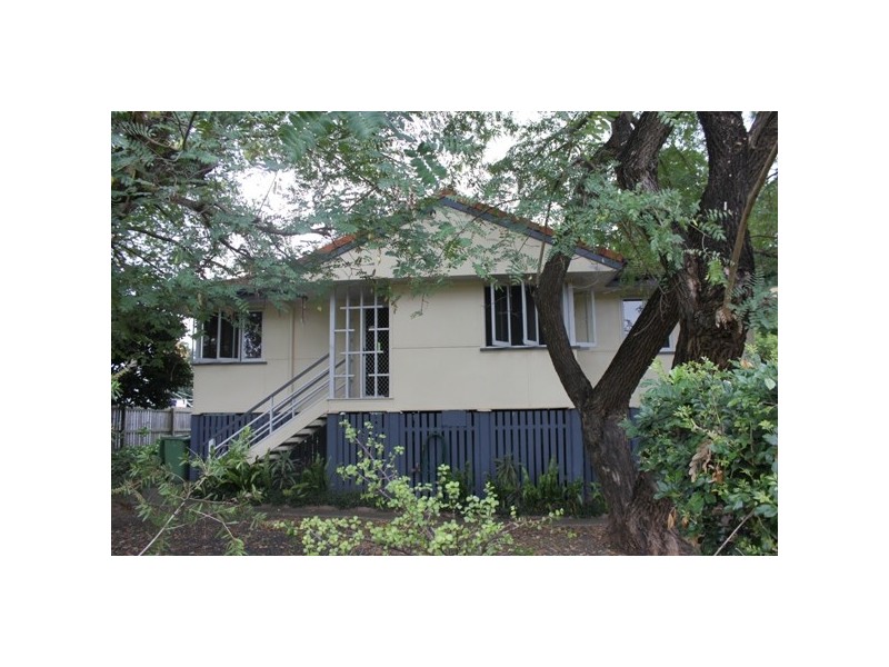 20 Peacock Street, One Mile QLD 4305