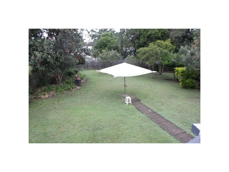 20 Peacock Street, One Mile QLD 4305