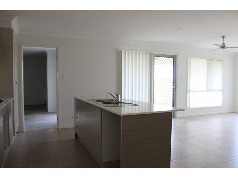 58 Sarah Drive, Yamanto QLD 4305