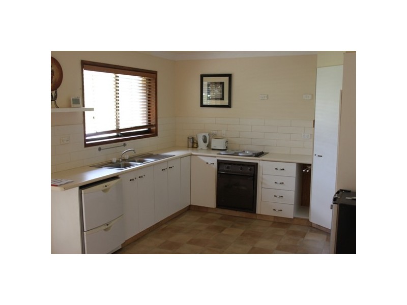 16 Merritt Street, Flinders View QLD 4305