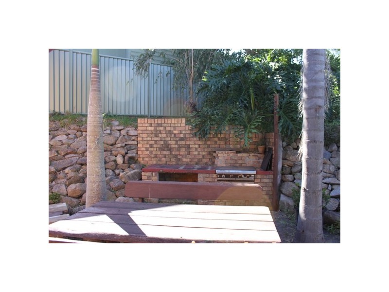 16 Merritt Street, Flinders View QLD 4305