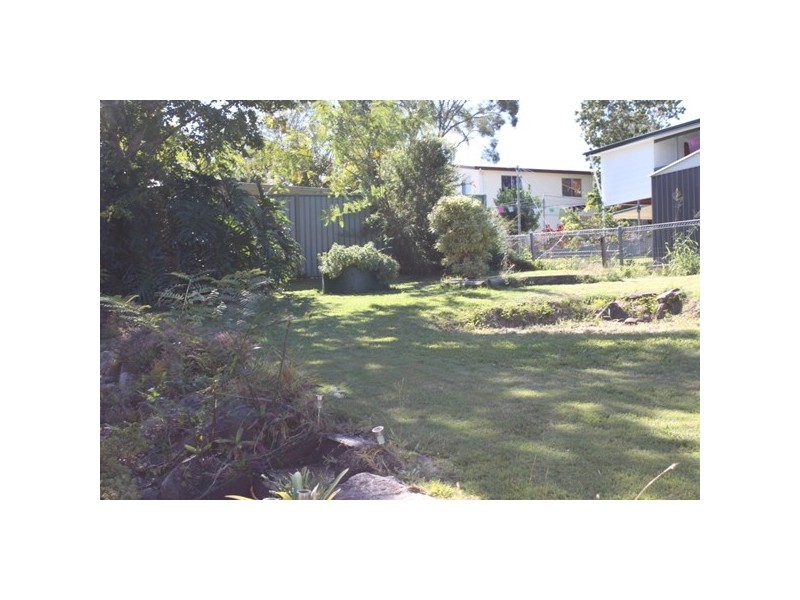 16 Merritt Street, Flinders View QLD 4305