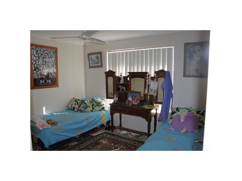 16 Acacia Close, Raceview QLD 4305