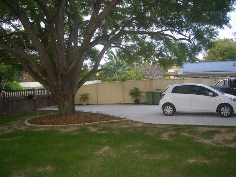 41 Glebe Road, Newtown QLD 4305