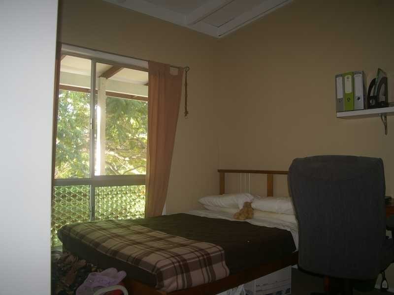 41 Glebe Road, Newtown QLD 4305