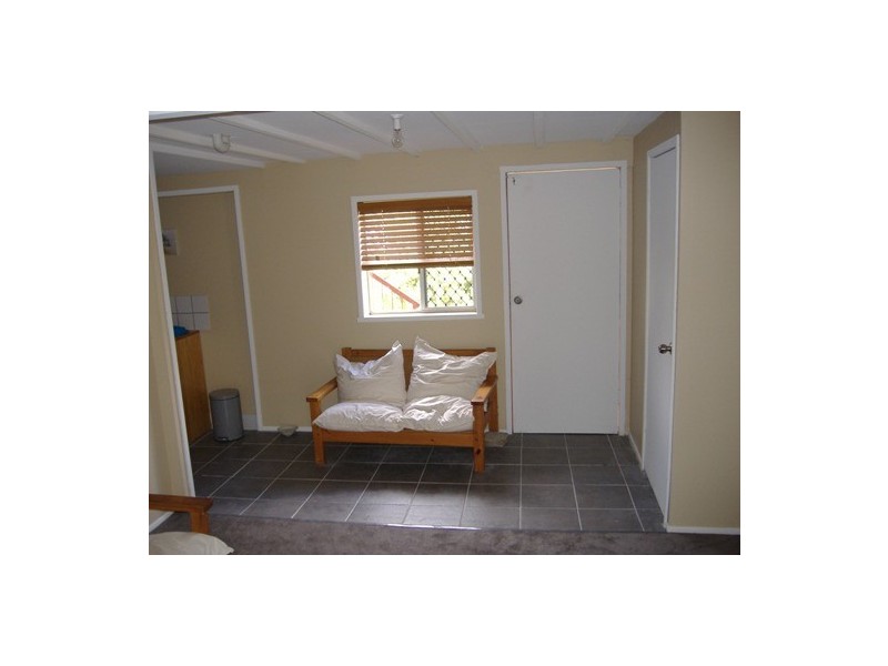 41 Glebe Road, Newtown QLD 4305