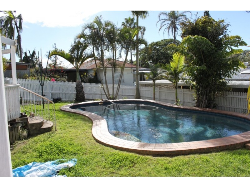 12 Ladley Street, Coalfalls QLD 4305