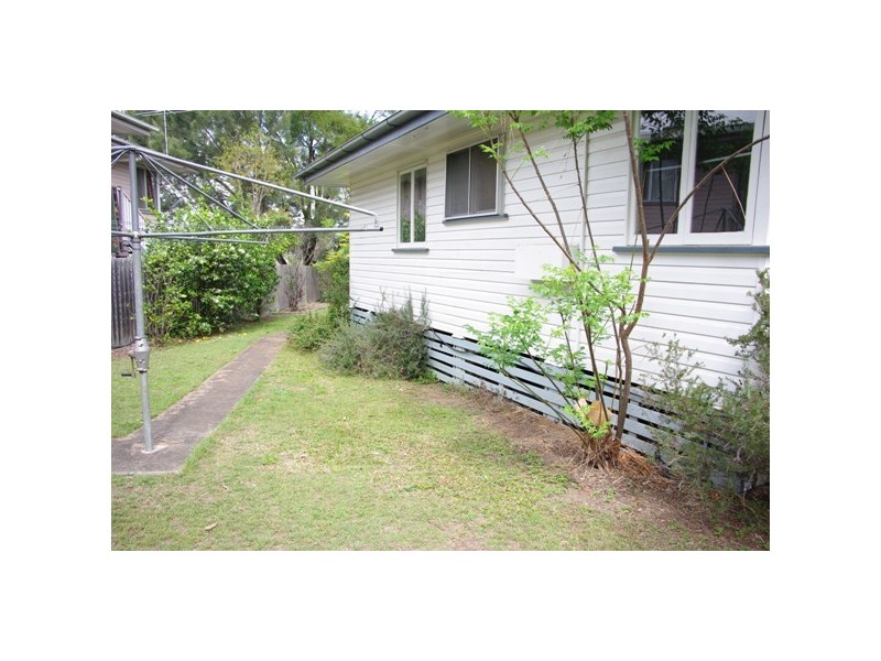 68 Kynance Street, Leichhardt QLD 4305