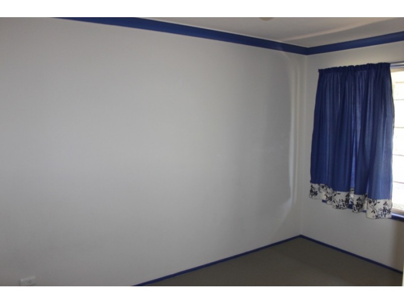 76 Lance Drive, Flinders View QLD 4305