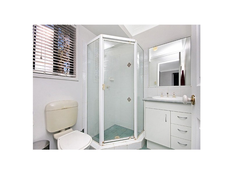 51 Jonquil Circuit, Flinders View QLD 4305