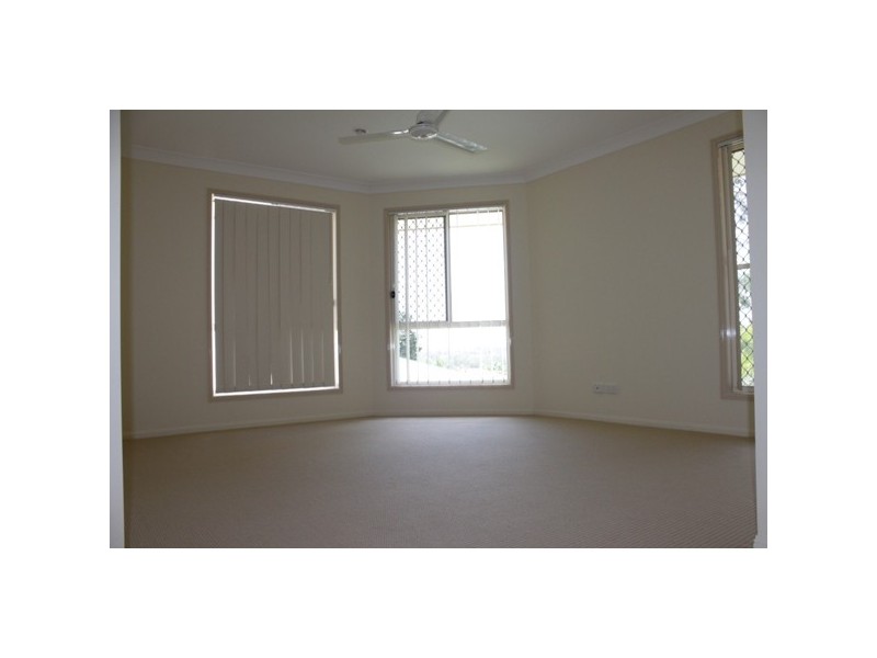 7 Yew Street, Yamanto QLD 4305