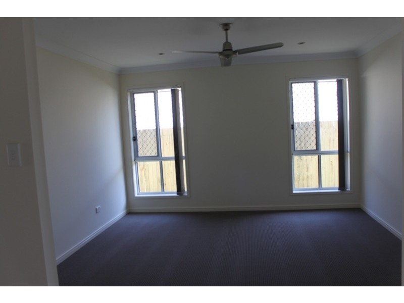 13 Cowie Street, Deebing Heights QLD 4306