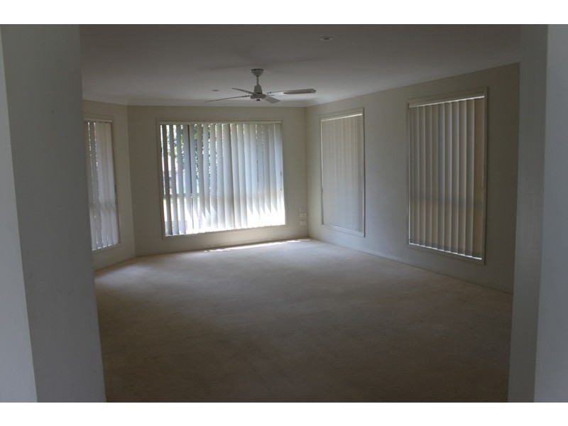 6 Amie Place, Raceview QLD 4305