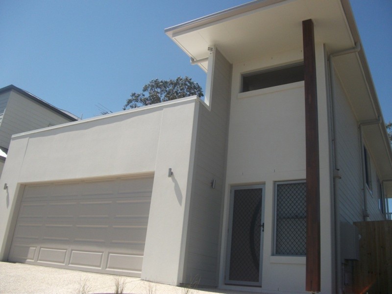 32 Laguna Crescent, Springfield Lakes QLD 4300