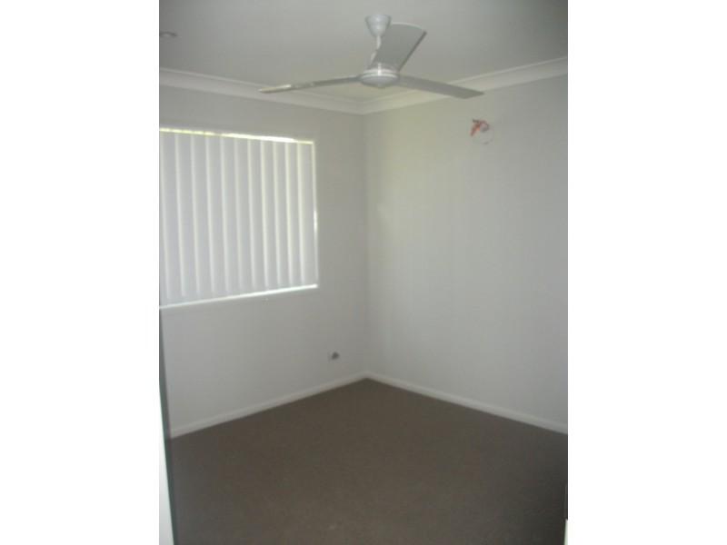 32 Laguna Crescent, Springfield Lakes QLD 4300