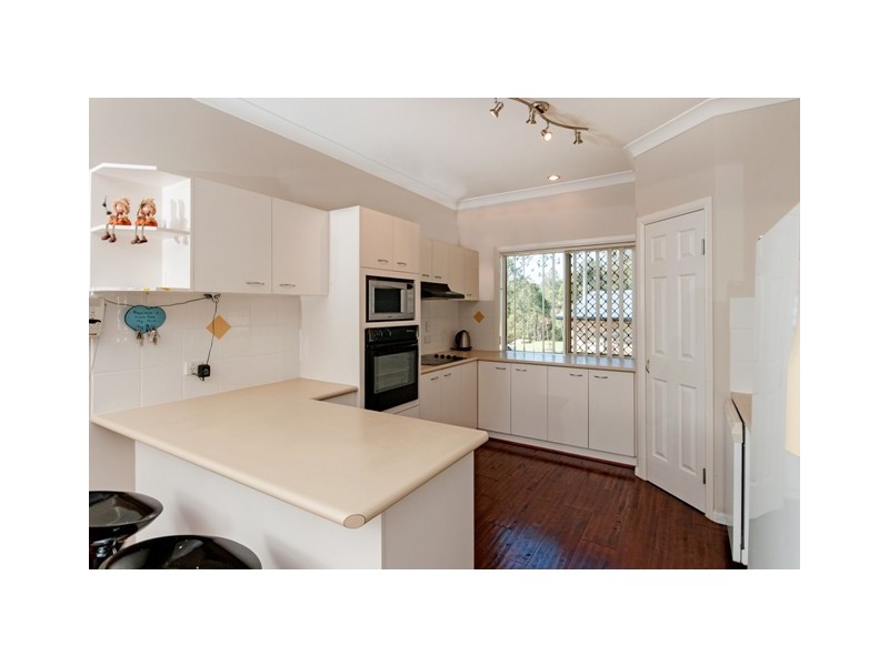 13 Darlington Court, Flinders View QLD 4305