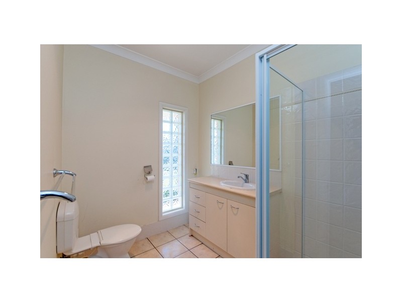 13 Darlington Court, Flinders View QLD 4305