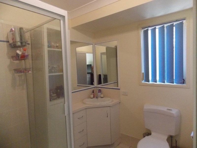 10 Chestnut Drive, Flinders View QLD 4305