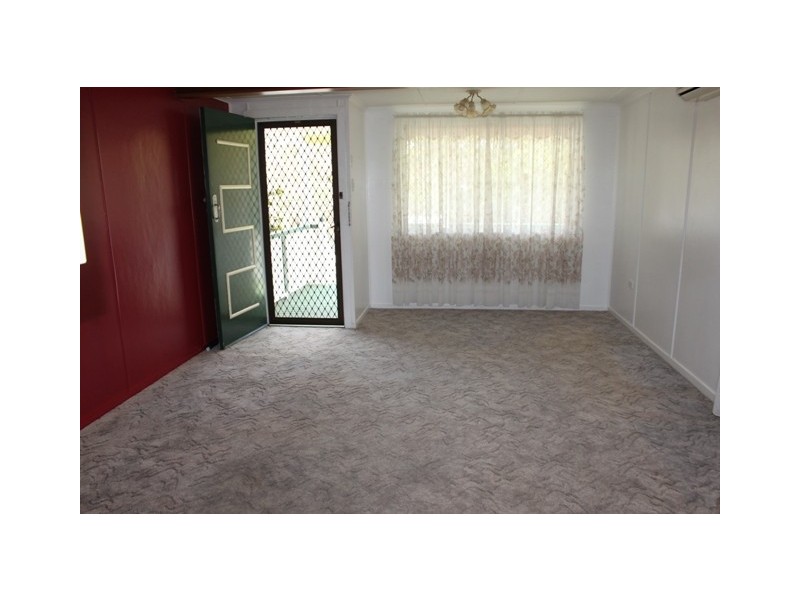 24 Cranes Road, North Ipswich QLD 4305