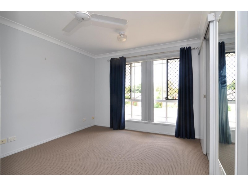 42 Jonquil Circuit, Flinders View QLD 4305