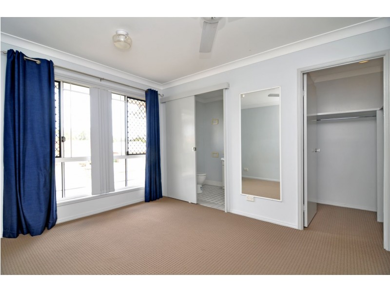 42 Jonquil Circuit, Flinders View QLD 4305