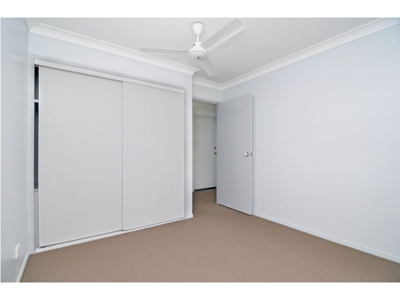 42 Jonquil Circuit, Flinders View QLD 4305