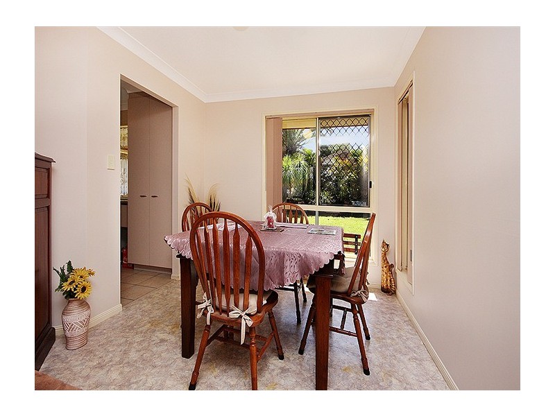 5 Rangeview Drive, Flinders View QLD 4305