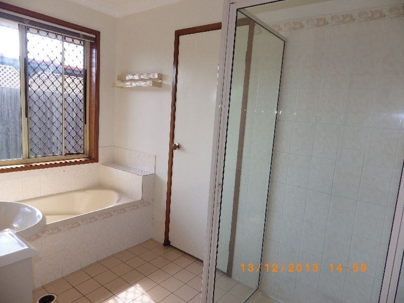 10 Mustang Street, Yamanto QLD 4305