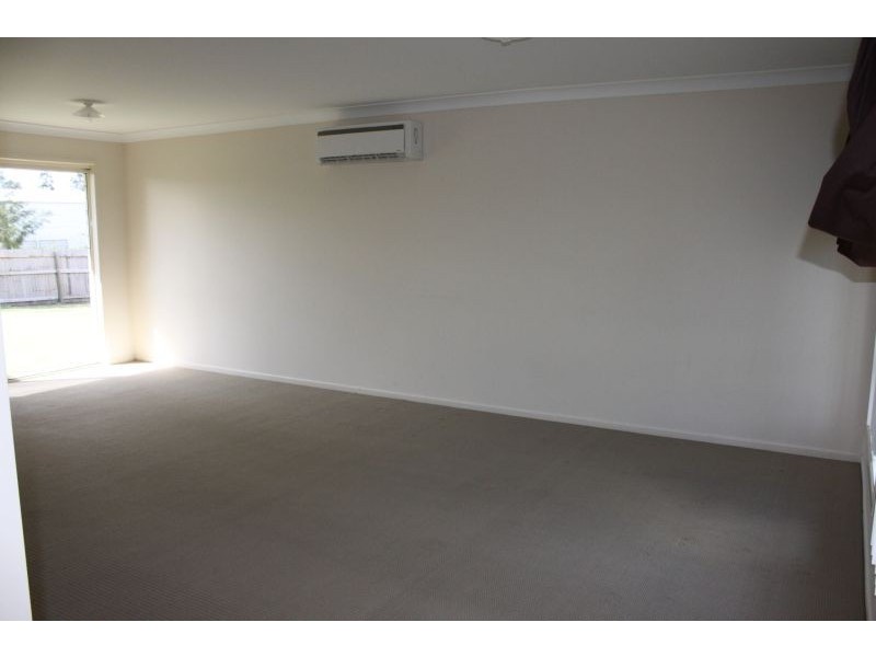 12 Waratah Court, Yamanto QLD 4305