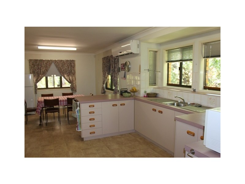 16 -18 North Street, Harrisville QLD 4307