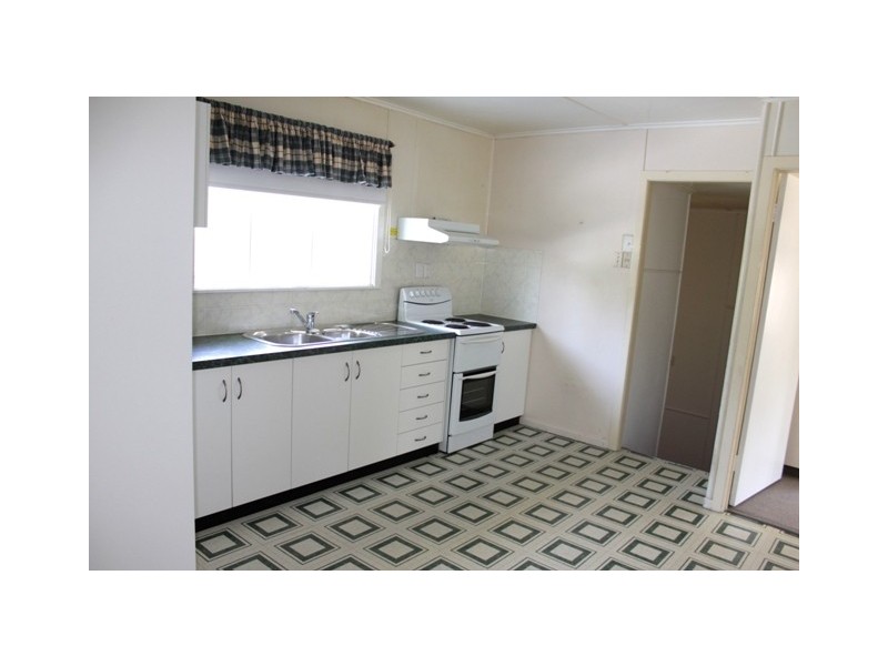 3 Ware Street, North Ipswich QLD 4305