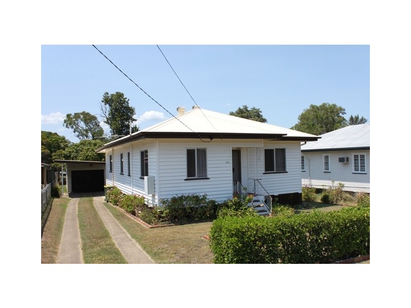 194 Glebe Road, Booval QLD 4304