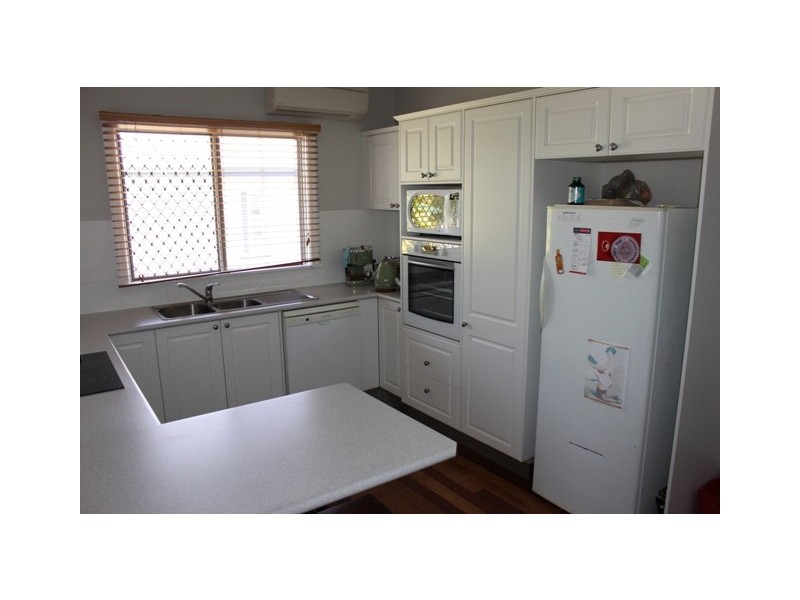 194 Glebe Road, Booval QLD 4304