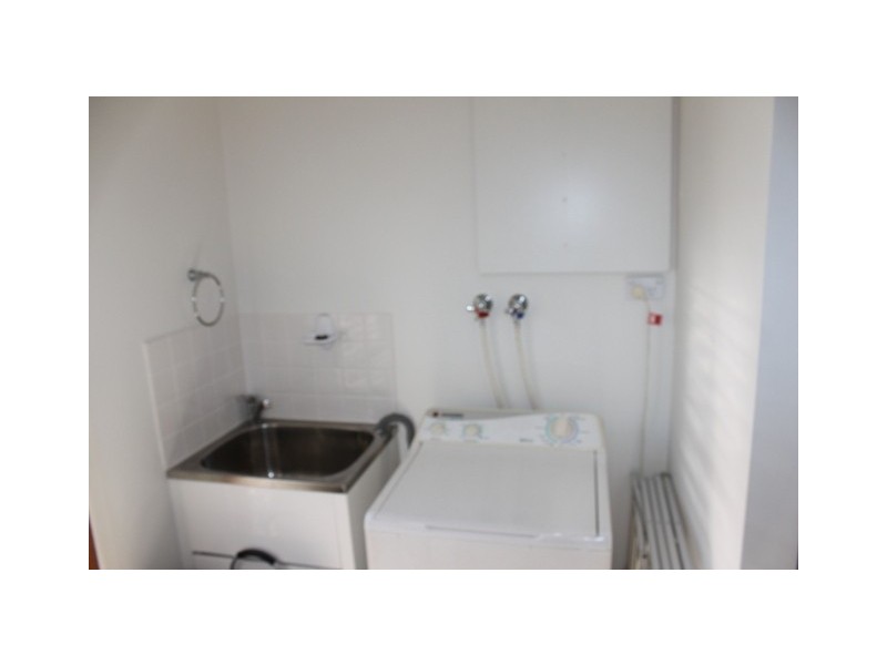 4A Morris Street, Silkstone QLD 4304