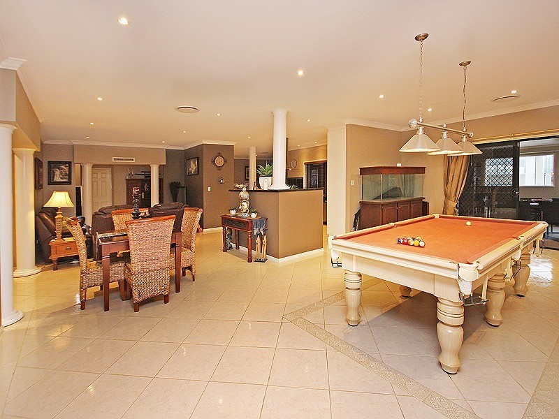 24 Kensington Drive, Flinders View QLD 4305