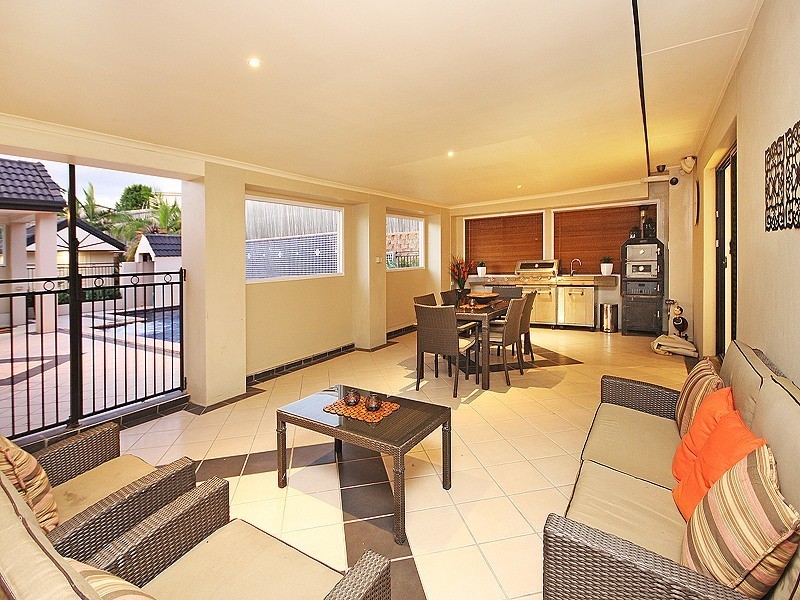 24 Kensington Drive, Flinders View QLD 4305