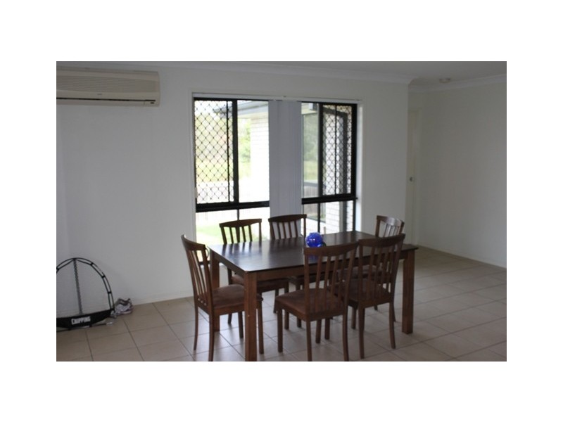 24 Sarah Drive, Yamanto QLD 4305