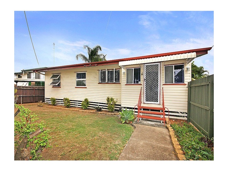 171 South Station Road, Silkstone QLD 4304