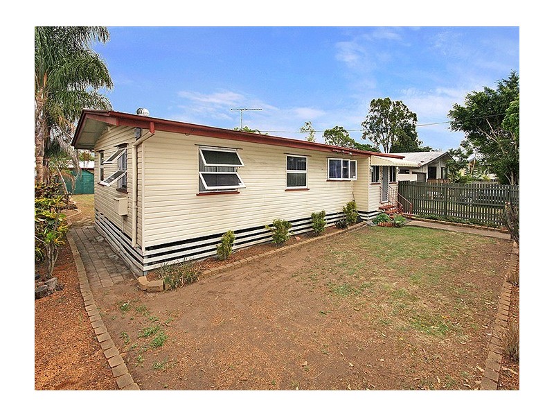 171 South Station Road, Silkstone QLD 4304