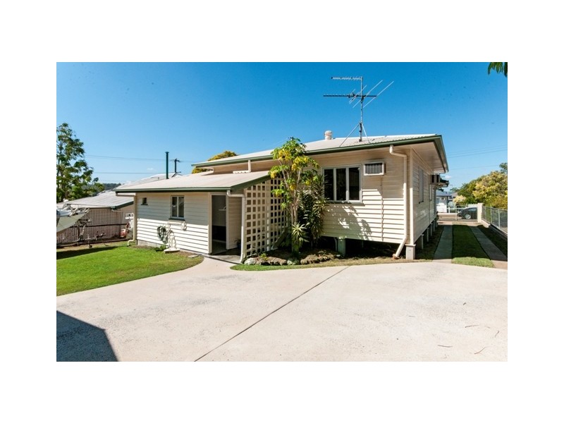 10 Rogers Street, Silkstone QLD 4304