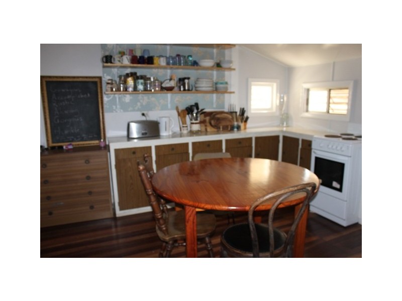 5 McGill Street, Raceview QLD 4305