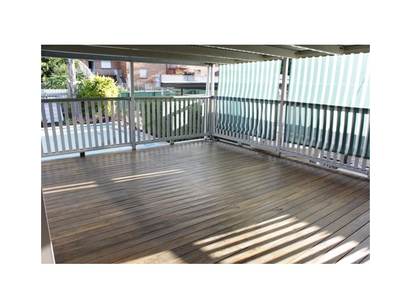 17 Cooinda Street, Eastern Heights QLD 4305