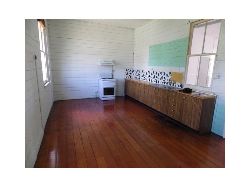 12-14 Burnett Street, Sadliers Crossing QLD 4305
