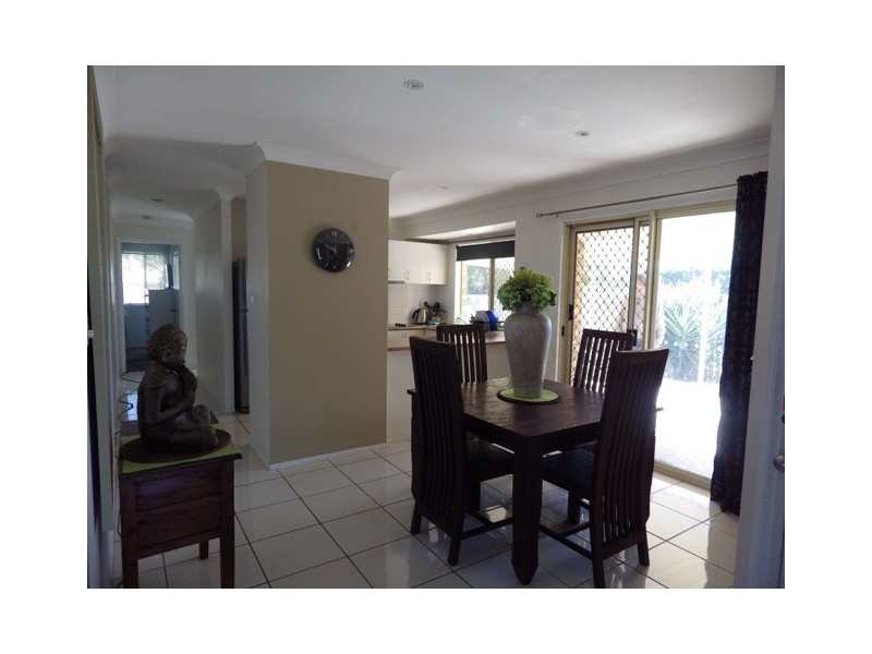345 South Station Road, Raceview QLD 4305
