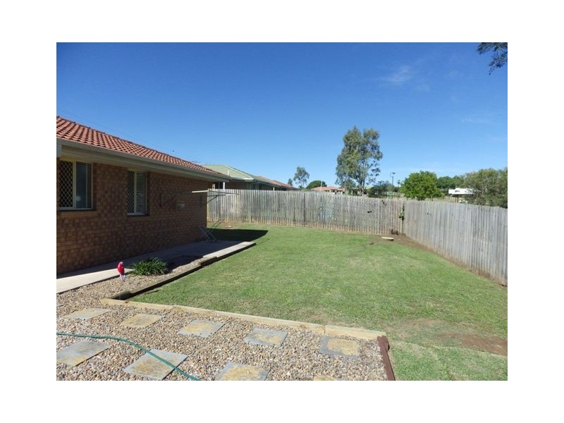 345 South Station Road, Raceview QLD 4305