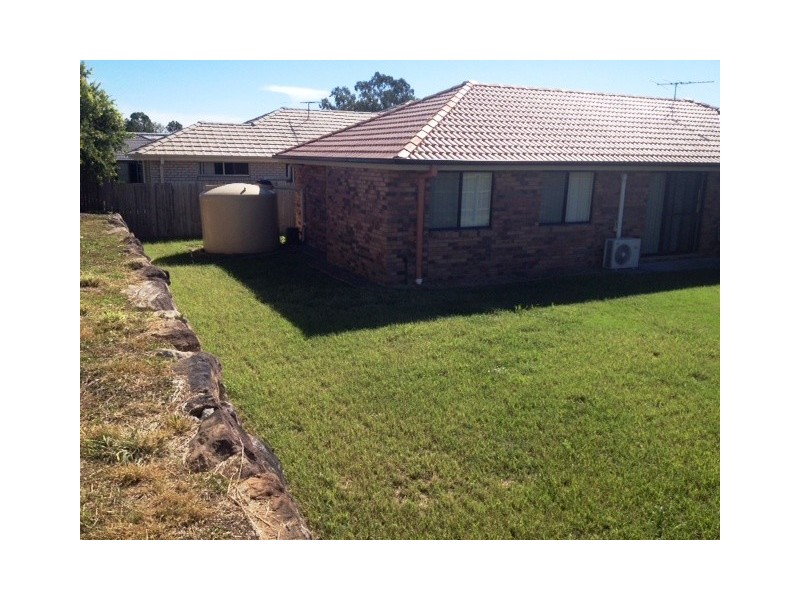 89 Anna Drive, Raceview QLD 4305