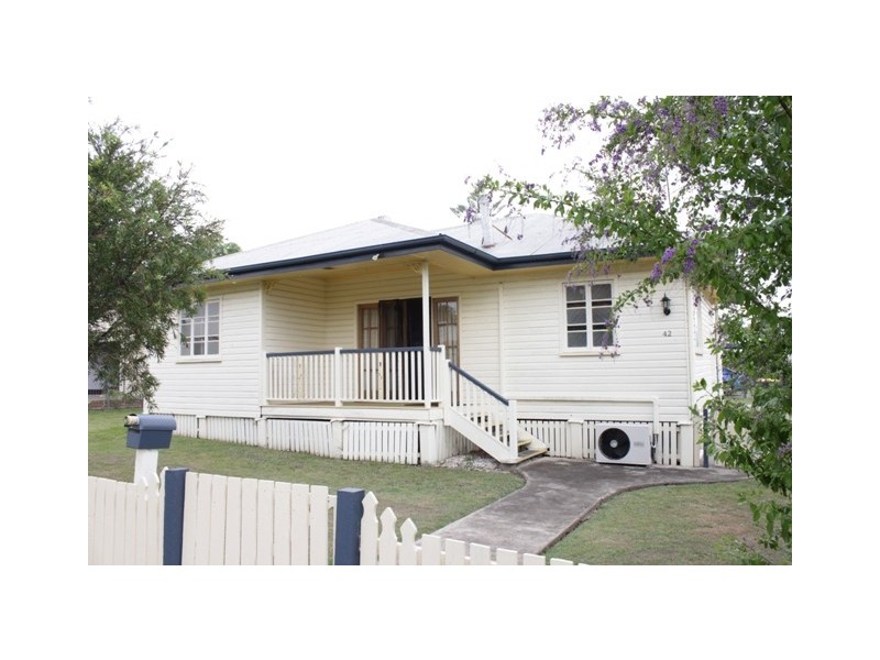 42 Marvin Street, Eastern Heights QLD 4305